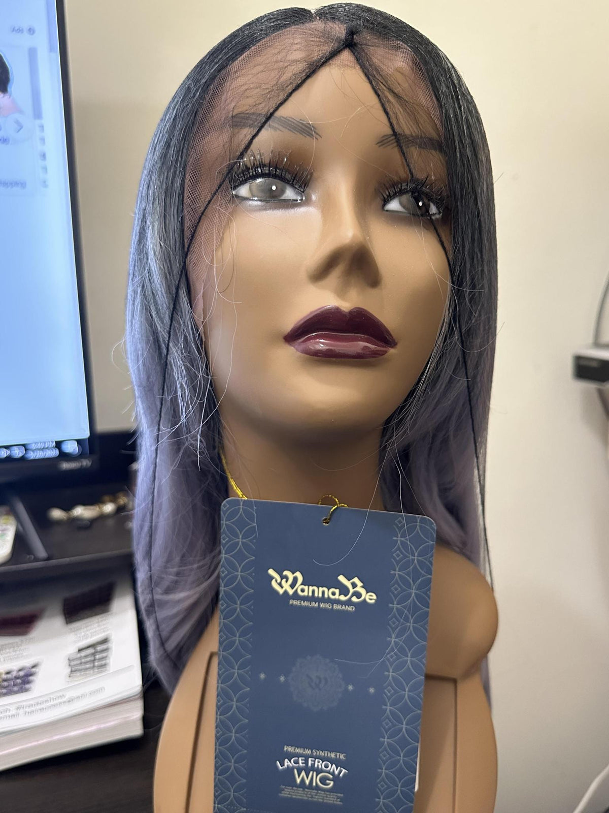 WANNA BE PREMIUM SYNTHETIC LACE FRONT WIG LACE-ONIX #TT1B/R3352